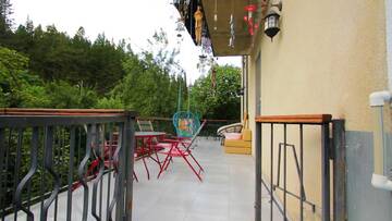 Фото номера Вилла с 3 спальнями Виллы Villa in Kutaisi, Near Sataplia Nature Reserve г. Gumbra 16