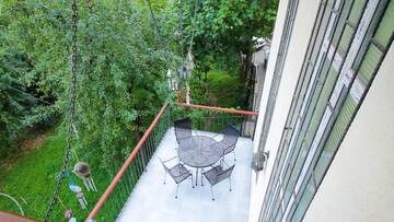 Фото номера Вилла с 3 спальнями Виллы Villa in Kutaisi, Near Sataplia Nature Reserve г. Gumbra 90