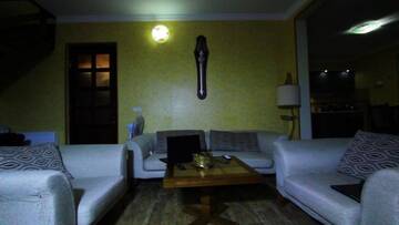 Фото номера Вилла с 3 спальнями Виллы Villa in Kutaisi, Near Sataplia Nature Reserve г. Gumbra 63